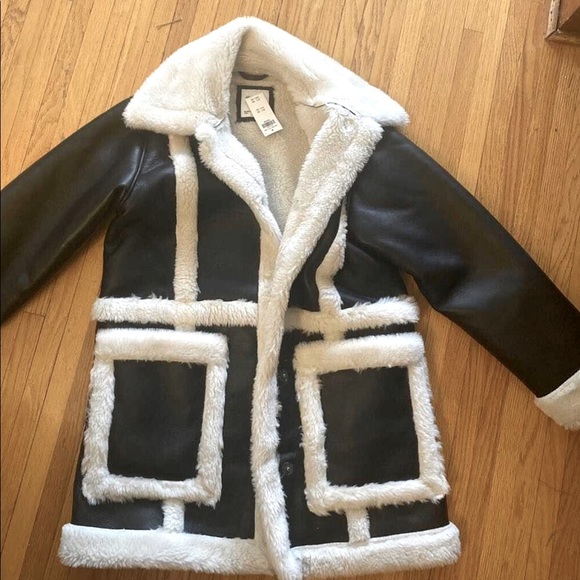 New Abercrombie Sherpa Jacket never been worn - Picture 3 of 3